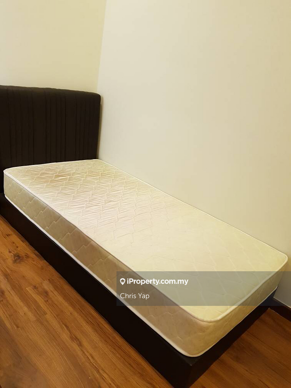 Kediaman Servis untuk Dijual di Petalz Residences oleh Chris Yap - iProperty.com.my