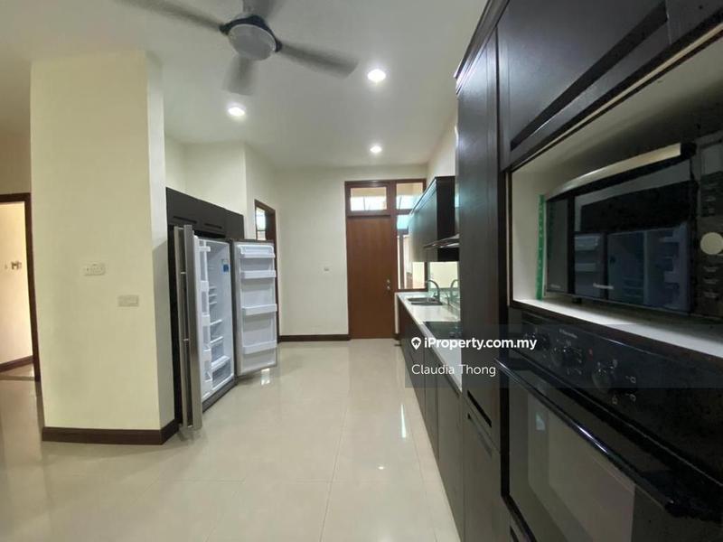 Rumah Berkembar untuk Dijual di 2uj8d, Batu oleh Claudia Thong - iProperty.com.my