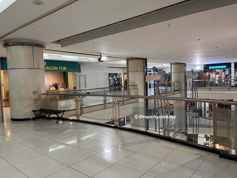 Retail Space untuk Disewa di Amcorp Mall, Petaling Jaya oleh Chen Kah Seng - iProperty.com.my