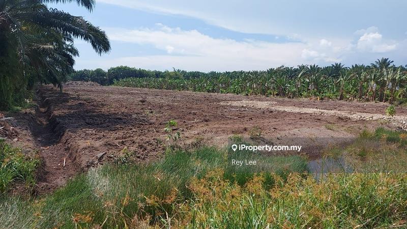 For Sale - 2.16acre Agricultural Land, Pekan Nanas, Ulu Choh, Pontian, Gelang Patah