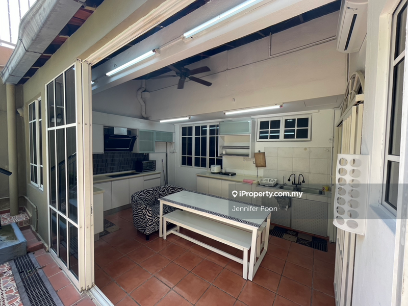 Rumah Berkembar untuk Dijual di Taman Yarl, Jalan Klang Lama (Old Klang Road) oleh Jennifer Poon - iProperty.com.my