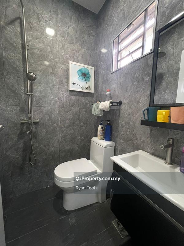 Rumah Berangkai 3 Tingkat untuk Dijual di Taman Daya, Kepong oleh Ryan Teoh - iProperty.com.my