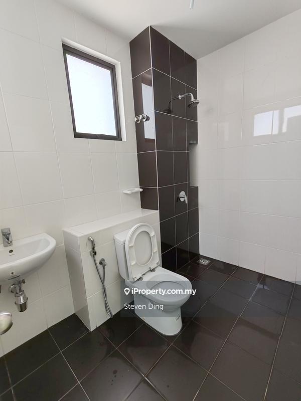 Semi-Detached House for Sale in Setia Utama, Setia Alam by Steven Ding - iProperty.com.my