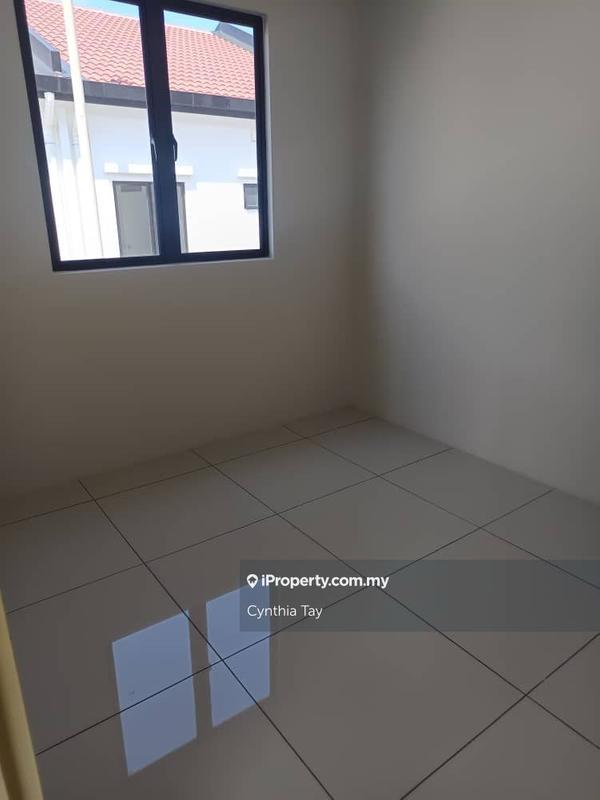 1-storey Terraced House for Sale in Nada Embun, Seremban by Cynthia Tay - iProperty.com.my