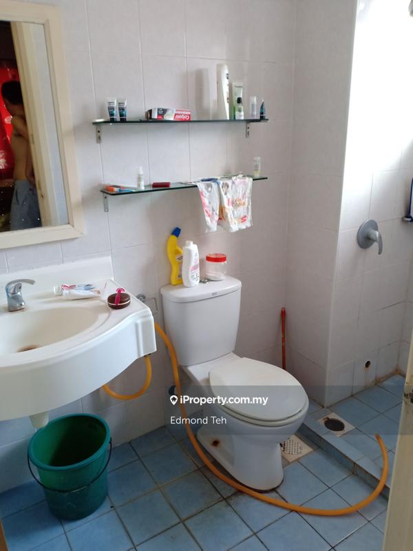 Rumah Berkembar untuk Dijual di Pinggiran Bukit Segar 3 storey + Garden, Cheras oleh Edmond Teh - iProperty.com.my