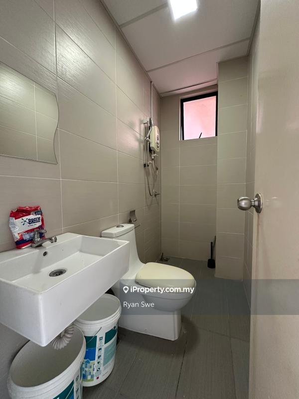 Kediaman Servis untuk Dijual di Putra One Residence oleh Ryan Swe - iProperty.com.my