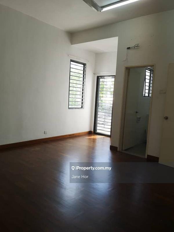 Townhouse for Sale in Puchong, Selangor by Jane Hor - iProperty.com.my
