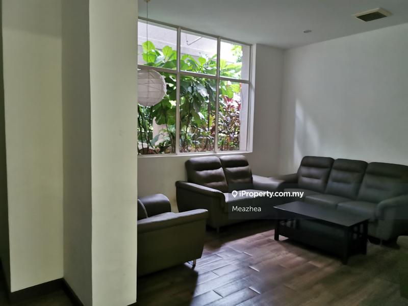 For Sale - Kiaramas Cendana