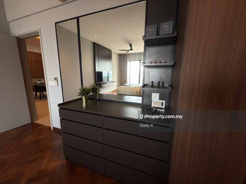 Condominium for Sale in The Landmark by Stefy K - iProperty.com.my