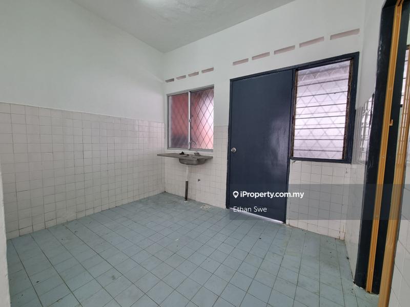 Rumah Teres 2-Tingkat untuk Dijual di 2-Storey, Taman Mulia Jaya, Ampang oleh Ethan Swe - iProperty.com.my