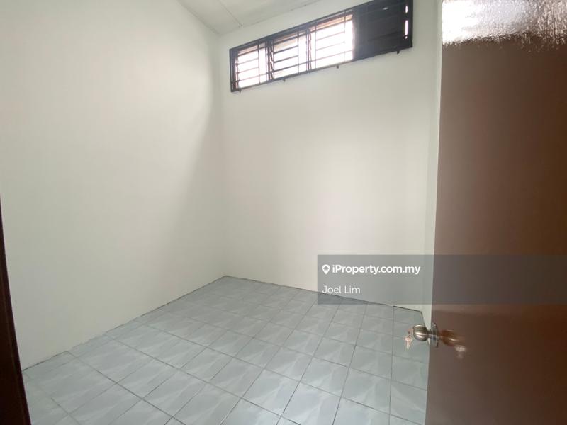 1-storey Terraced House for Sale in Kampung Perepat, Kapar by Joel Lim - iProperty.com.my
