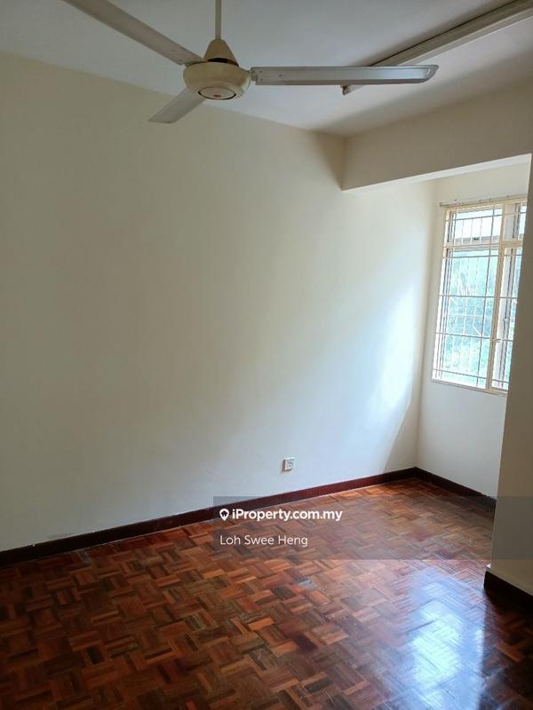 Pangsapuri untuk Dijual di Semarak Apartment, Taman Putra Perdana oleh Loh Swee Heng - iProperty.com.my