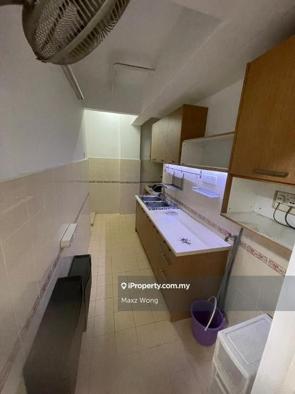 For Rent - Red Ruby 2