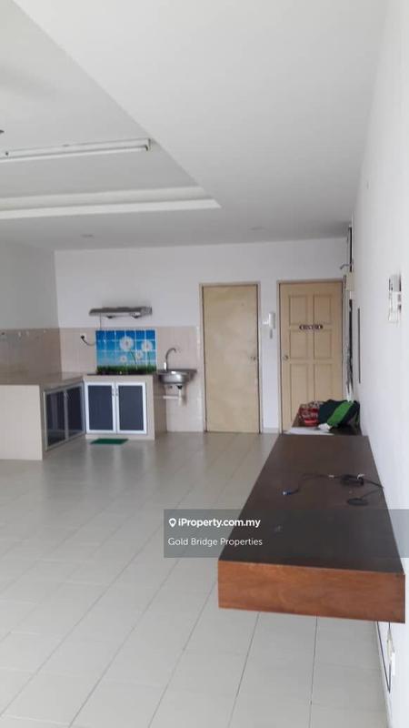 Flat for Rent in Taman Austin Perdana by Gold Bridge Properties - iProperty.com.my