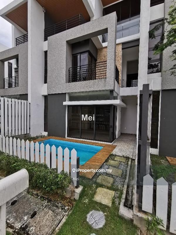 Bungalow House for Sale in Bandar Country Homes, Rawang by Mei - iProperty.com.my