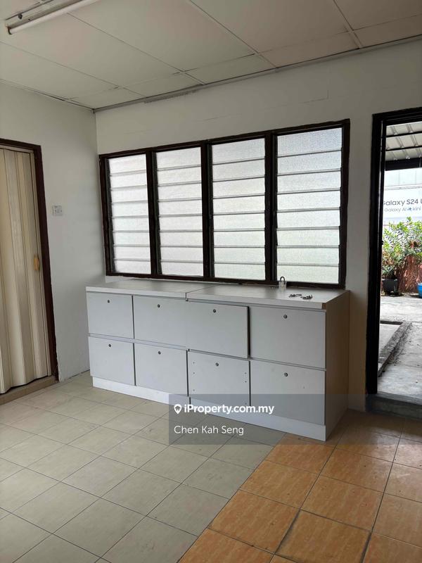 Pejabat untuk Disewa di Seksyen 14, Petaling Jaya oleh Chen Kah Seng - iProperty.com.my