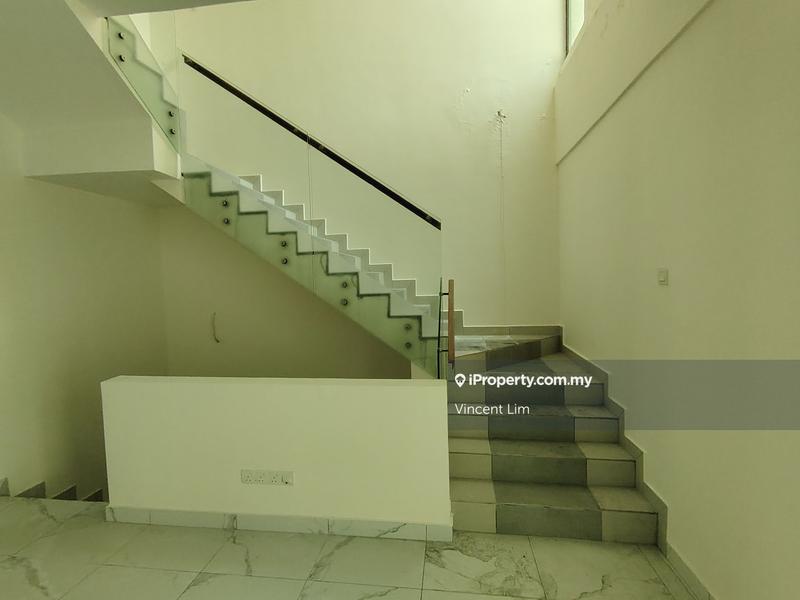 Rumah Teres 3-Tingkat untuk Dijual di D'Island, Puchong oleh Vincent Lim - iProperty.com.my