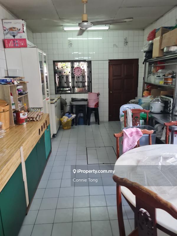 Semi-Detached House for Sale in Sea Park, Petaling Jaya by Connie Tong - iProperty.com.my