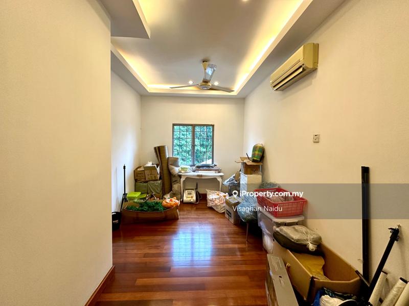 Bungalow House for Sale in Bandar Country Homes, Rawang by Visaghan Naidu - iProperty.com.my