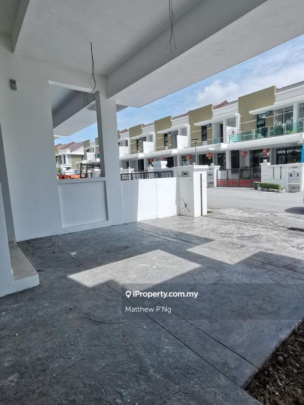 Rumah Teres 3-Tingkat untuk Dijual di Stramax Residence, Sungai Ara oleh Matthew P'Ng - iProperty.com.my
