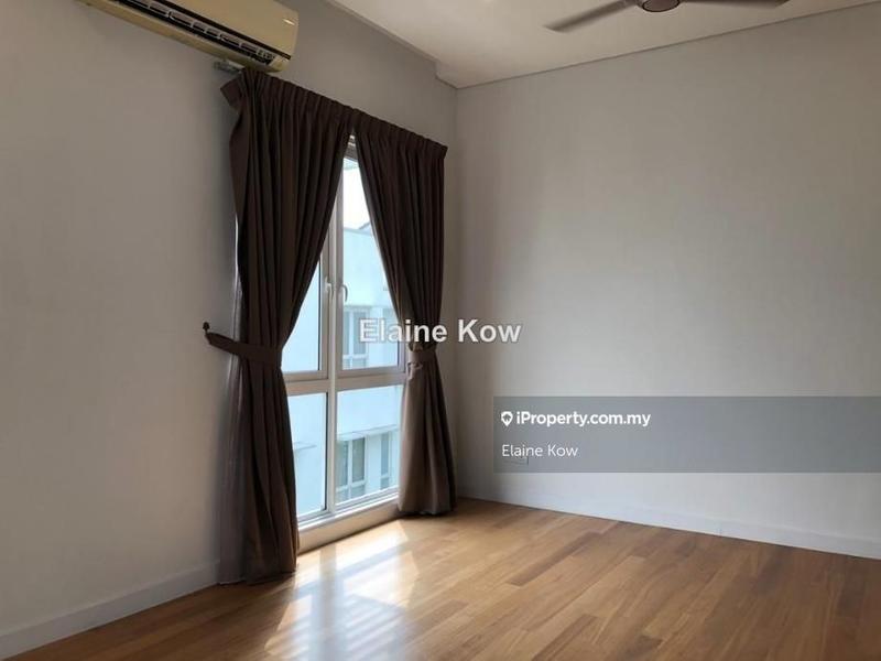 Bungalow House for Sale in Kota Damansara, Selangor by Elaine Kow - iProperty.com.my