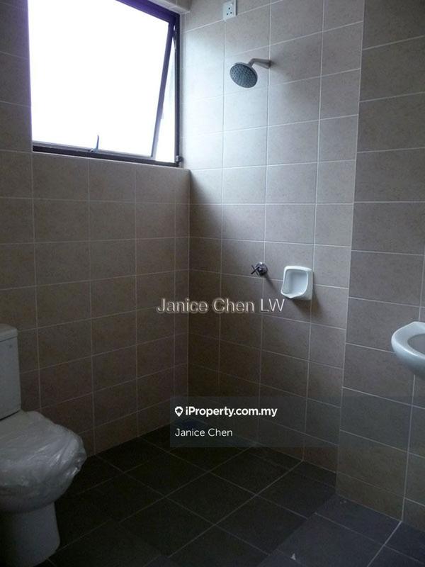 Rumah Berangkai 2.5 Tingkat untuk Disewa di Kinrara Residence, Taman Damai Utama, Puchong, Bandar Kinrara oleh Janice Chen - iProperty.com.my