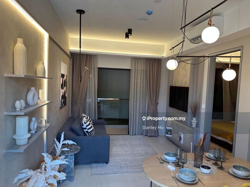Service Residence for Sale in KL Gateway Residences by Stanley Ho - iProperty.com.my