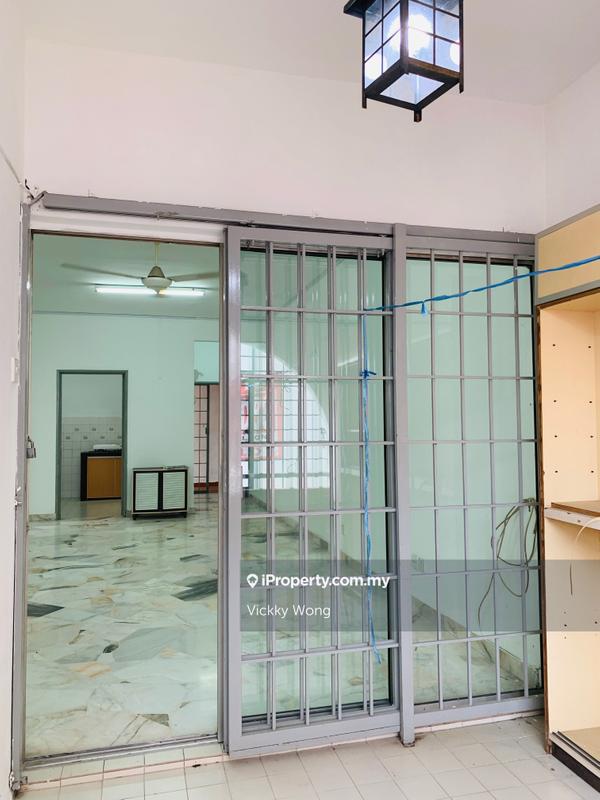 Pangsapuri untuk Disewa di Metro Villa oleh Vickky Wong - iProperty.com.my