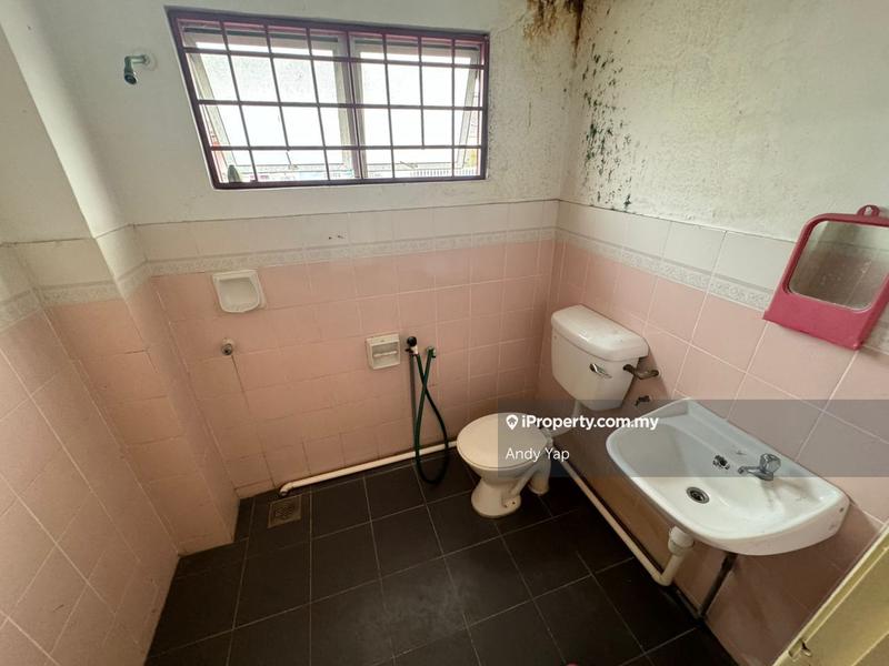 Terraced House for Sale in Bandar Country Homes, Rawang by Andy Yap - iProperty.com.my