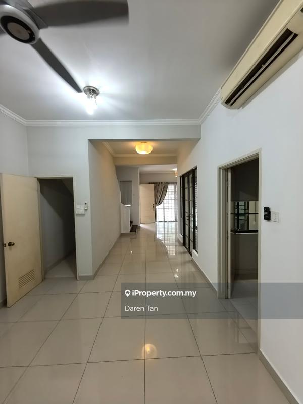 Rumah Berangkai 2 Tingkat untuk Disewa di Putra Heights, Subang Jaya oleh Daren Tan - iProperty.com.my