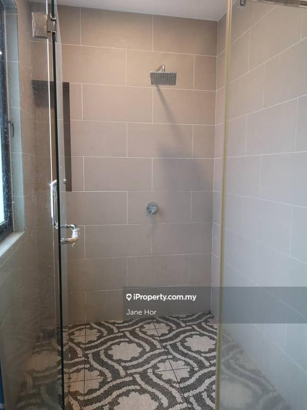 Rumah Berangkai 3 Tingkat untuk Dijual di 16 Sierra, Puchong oleh Jane Hor - iProperty.com.my