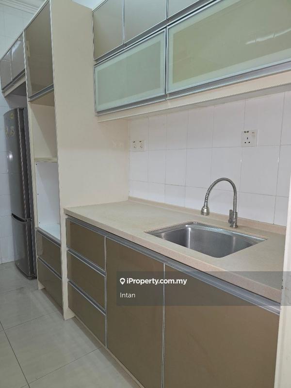 Condominium for Sale in Platinum Hill PV 8 by Intan - iProperty.com.my