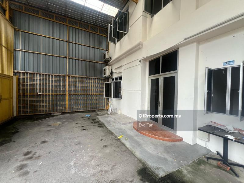 Kilang Berkembar untuk Dijual di Taman Tan Sri Yaacob, Johor Bahru oleh Eva Tan - iProperty.com.my