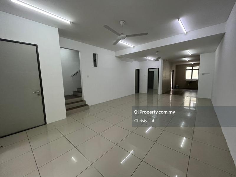 Rumah Teres 2-Tingkat untuk Dijual di Jalan Nada Alam, Mantin oleh Christy Loh - iProperty.com.my