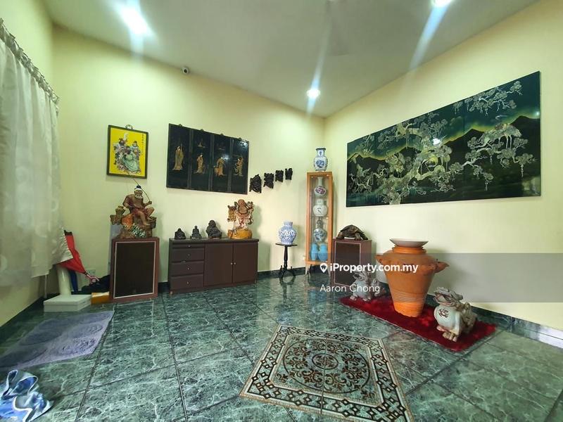 Bungalow House for Sale in Seksyen 4, Petaling Jaya by Aaron Chong - iProperty.com.my