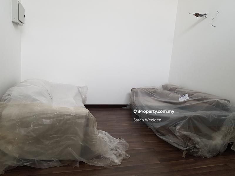 Rumah Teres 2-Tingkat untuk Dijual di Nilai Impian, Nilai oleh Sarah Weelden - iProperty.com.my