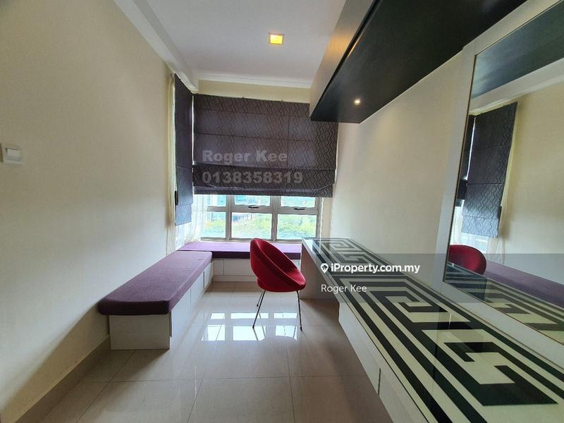 For Rent - Shaftsbury Residence