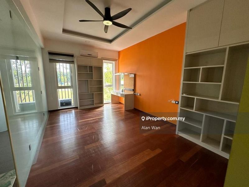 Bungalow House untuk Dijual di Lakefront Villa, Cyberjaya oleh Alan Wan - iProperty.com.my