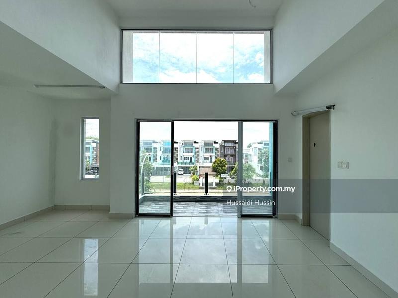 3-storey Terraced House for Sale in Semenyih, Selangor by Hussaidi Hussin - iProperty.com.my
