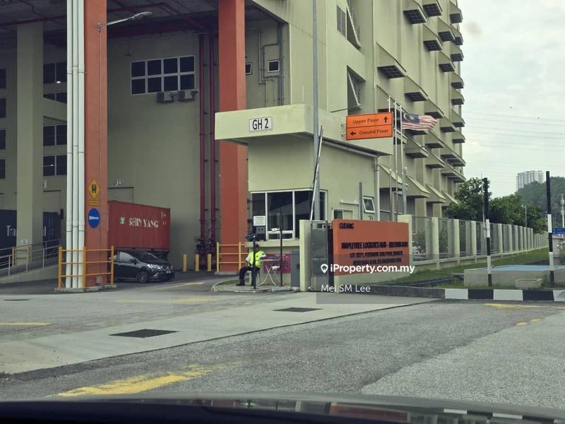 For Rent - [55366 sf] Shah Alam Seksyen 22 Warehouse with Mezzanine Office Space
