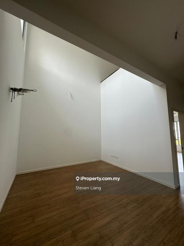 Rumah Berangkai 3 Tingkat untuk Dijual di Telok Panglima Garang, Selangor oleh Steven Liang - iProperty.com.my