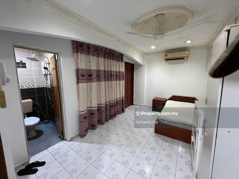 2.5-storey Terraced House for Sale in Desa Manjung Raya, Lumut by Vincent Har - iProperty.com.my