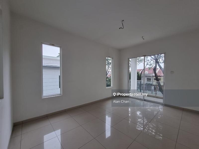 Bungalow House for Sale in 16 Sierra, Puchong by Alan Chan - iProperty.com.my