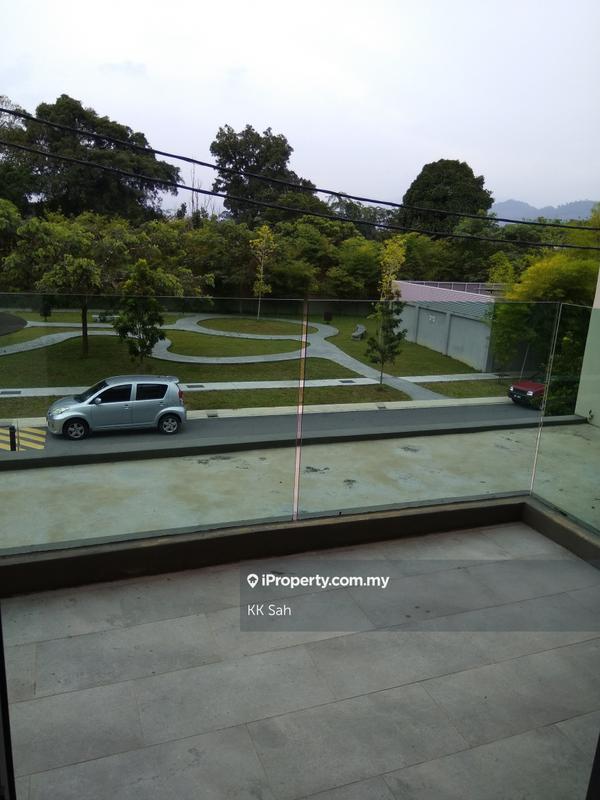 Rumah Teres 3-Tingkat untuk Dijual di Kampung Sungai Lalang, Semenyih oleh KK Sah - iProperty.com.my