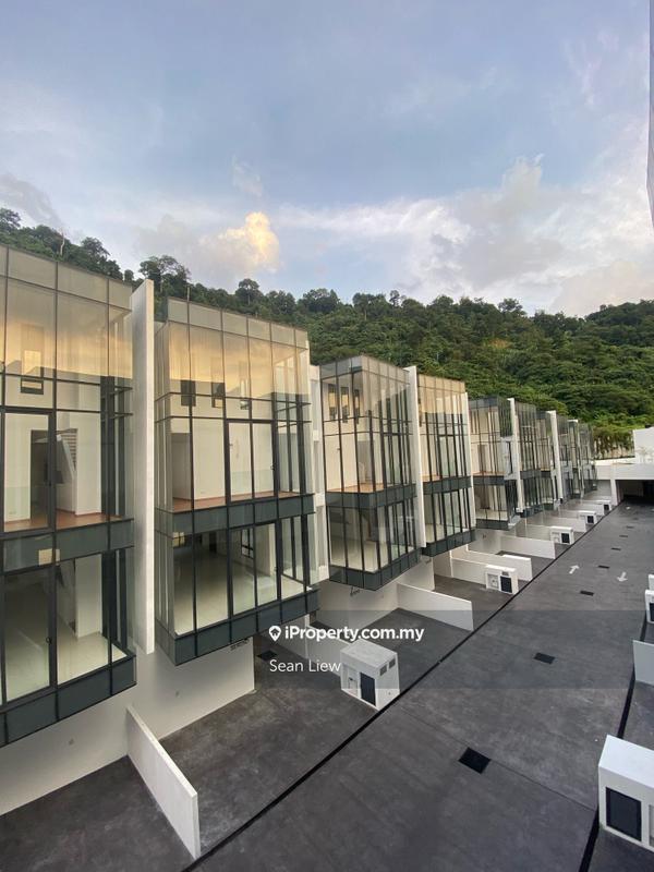 4-storey Terraced House for Sale in Damansara Perdana, Selangor by Sean Liew - iProperty.com.my