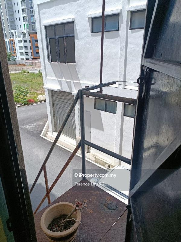 For Sale - 1ST FLOOR, Pusat Perniagaan Raja Uda