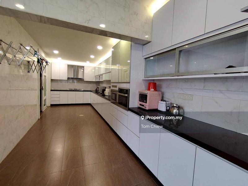 Semi-Detached House for Sale in Taman Molek, Johor Bahru by Tom Chiew - iProperty.com.my