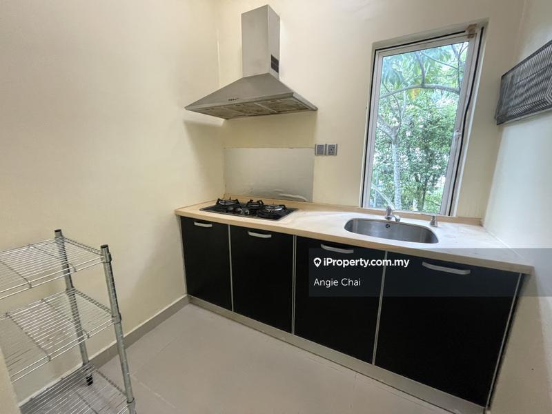 Townhouse for Sale in Sunway Damansara, Kota Damansara by Angie Chai - iProperty.com.my