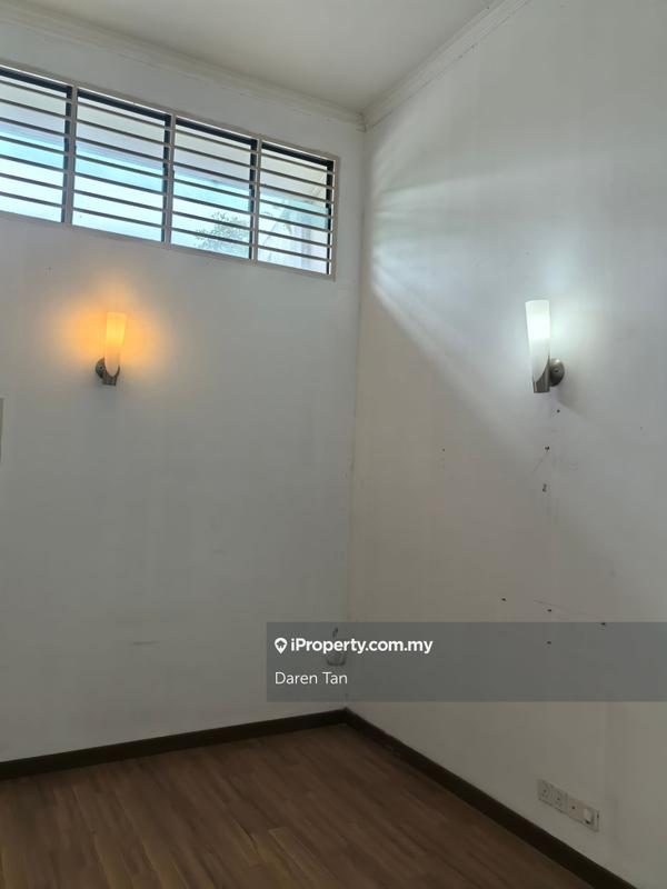 Rumah Berangkai 2 Tingkat untuk Disewa di Putra Heights, Subang Jaya oleh Daren Tan - iProperty.com.my