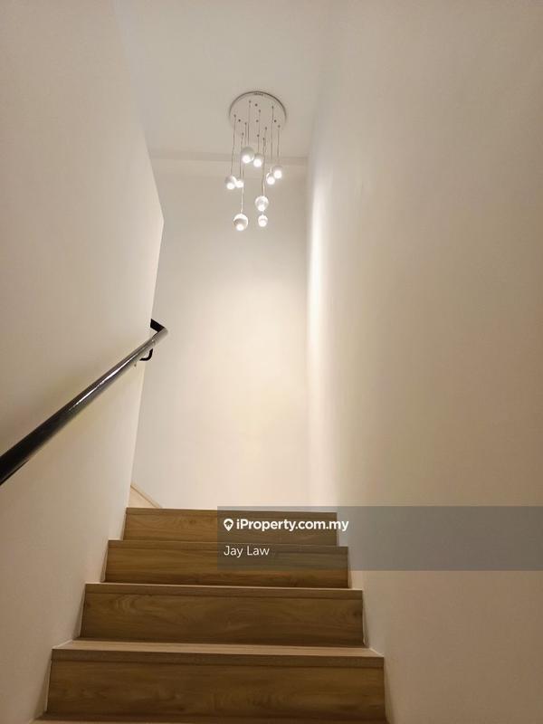 Townhouse for Sale in Kuching, Sarawak by Jay Law - iProperty.com.my